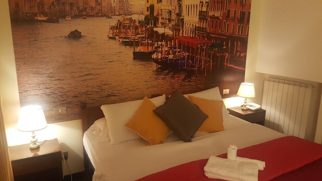 Hotel Palombella & Restaurant โฟรซีโนเน ภายนอก รูปภาพ