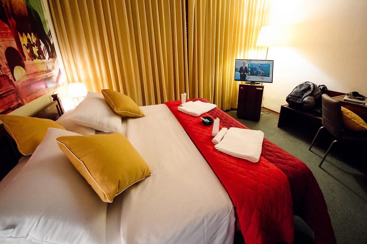 Hotel Palombella & Restaurant โฟรซีโนเน ภายนอก รูปภาพ